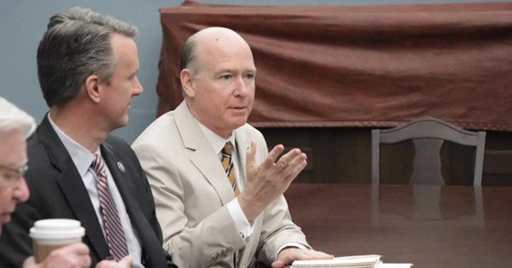 how much money was raised in the robert aderholt campaign